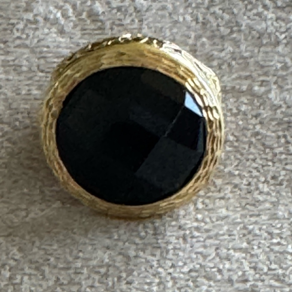 RARE FIND Stunning Black Onyx Solid Gold Fillagree Ring